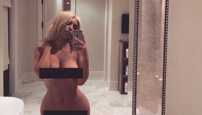 Kim Kardashian tweets naked selfie