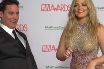 2018 AVN Awards Red Carpet Interview with Alexis Texas